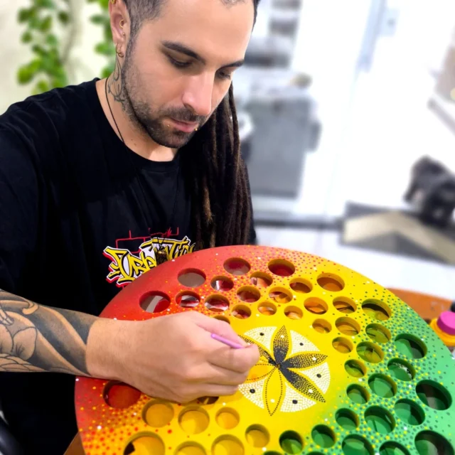Gratidão por produzir ARTE 🕉️®️👑
.
.
#painting #canvas #tattoo #graffiti #arte #art #artoncanvas #renanrea